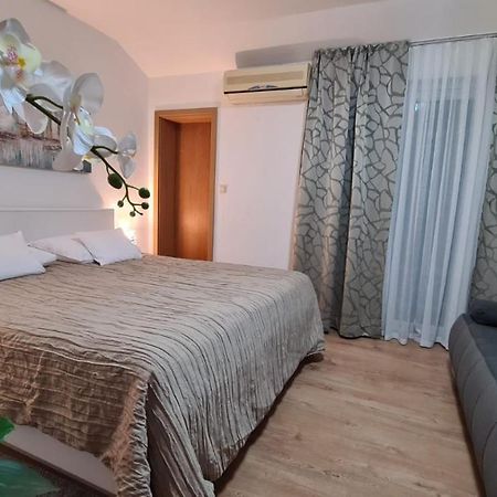Sobe/Rooms Riva Zadar Bagian luar foto