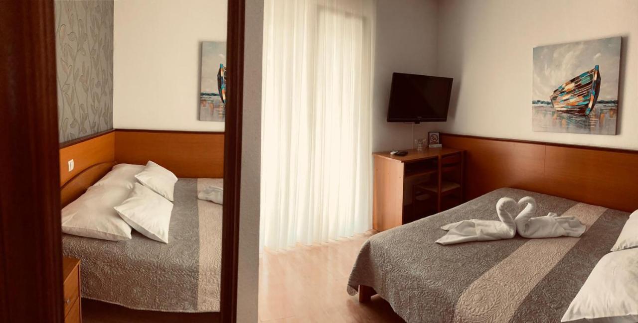 Sobe/Rooms Riva Zadar Bagian luar foto