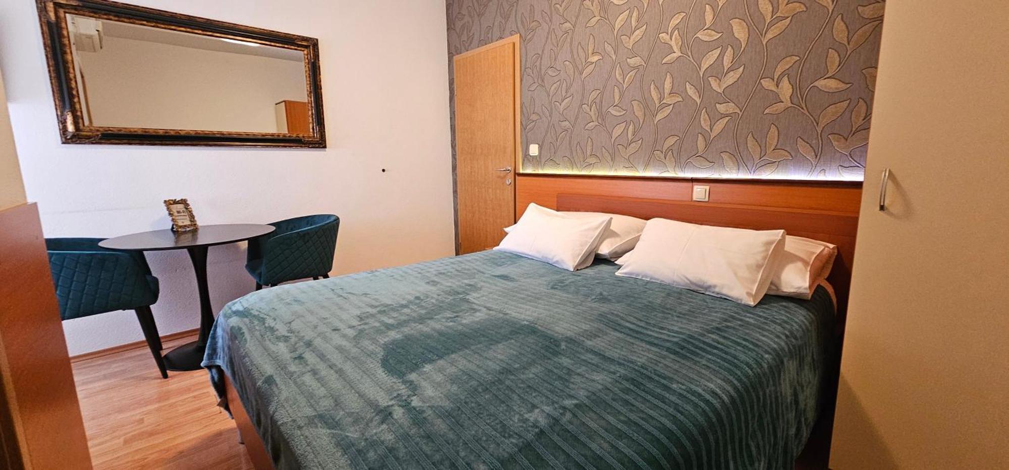 Sobe/Rooms Riva Zadar Bagian luar foto