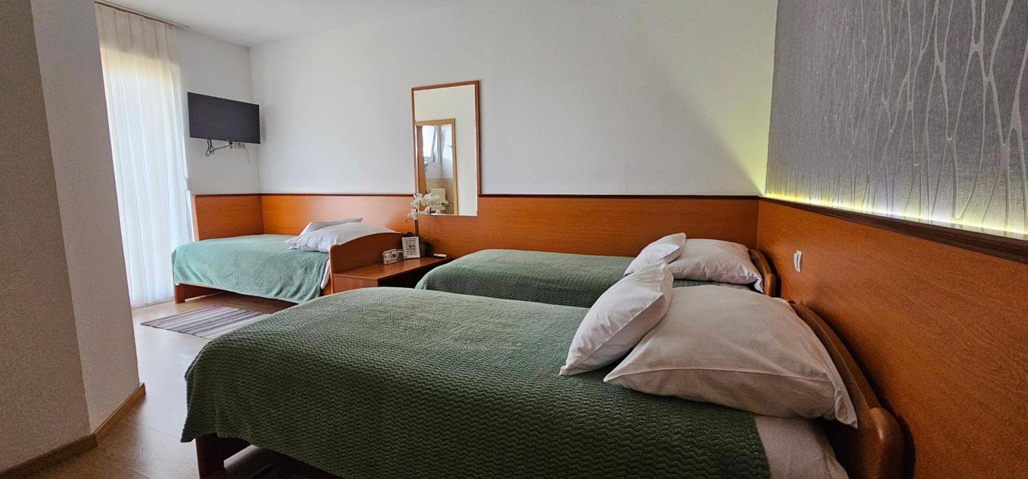 Sobe/Rooms Riva Zadar Bagian luar foto